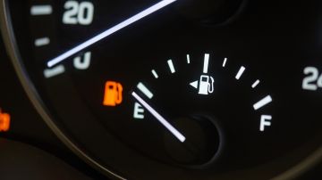Cuándo y por qué un auto consume más gasolina: cómo evitarlo