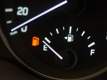 Cuándo y por qué un auto consume más gasolina: cómo evitarlo