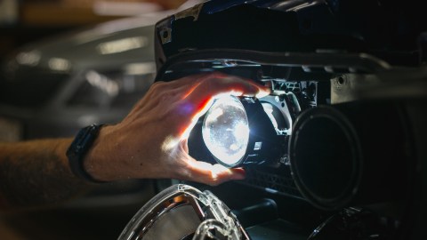 Luces de xenón, LED, halógenos o láser ¿Cuál es la mejor opción?