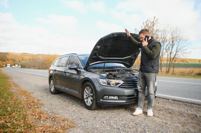 Почему мой автомобиль внезапно глохнет?