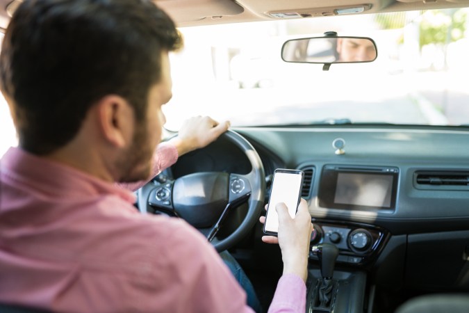 Es Malo Tener El Carro Encendido Estacionado