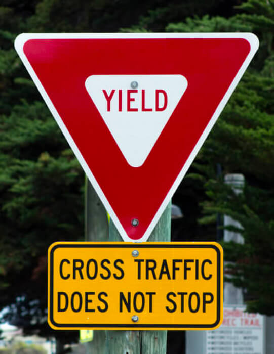 yield señal de trafico significado