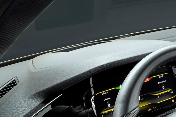 Volkswagen Golf R 333 2024.