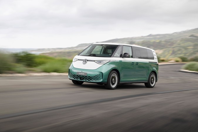 Volkswagen ID Buzz EV 2024.