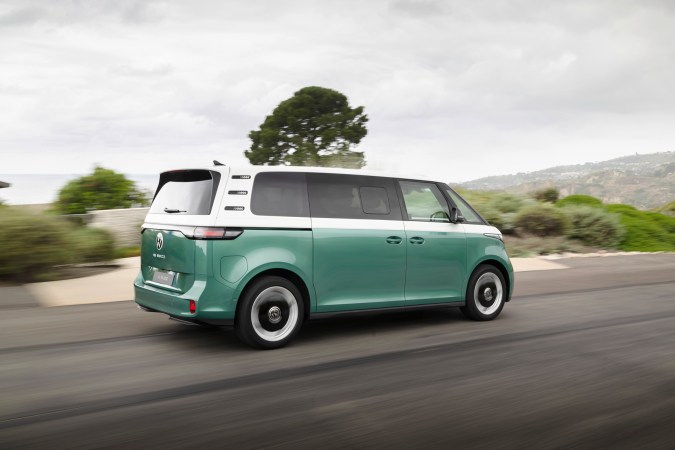 Volkswagen ID Buzz EV 2024.