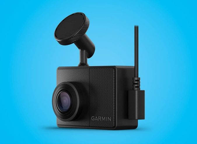 Garmin Dash Cam 67W
