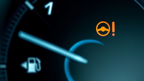 qué significa la luz de advertencia de bloqueo de la dirección en el tablero