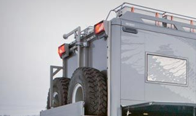 Mercedes-Benz Zetros 2733 wolf