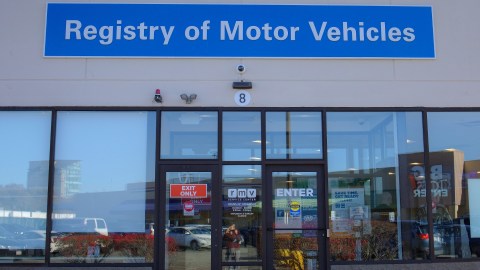 Tipos de licencias para indocumentados en Massachusetts licencias para indocumentados en Massachusetts