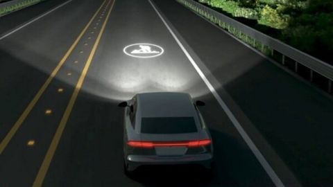 Tecnología de proyeccion de señales de transito