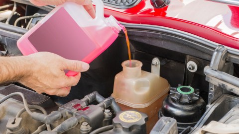 agua o anticongelante para carros