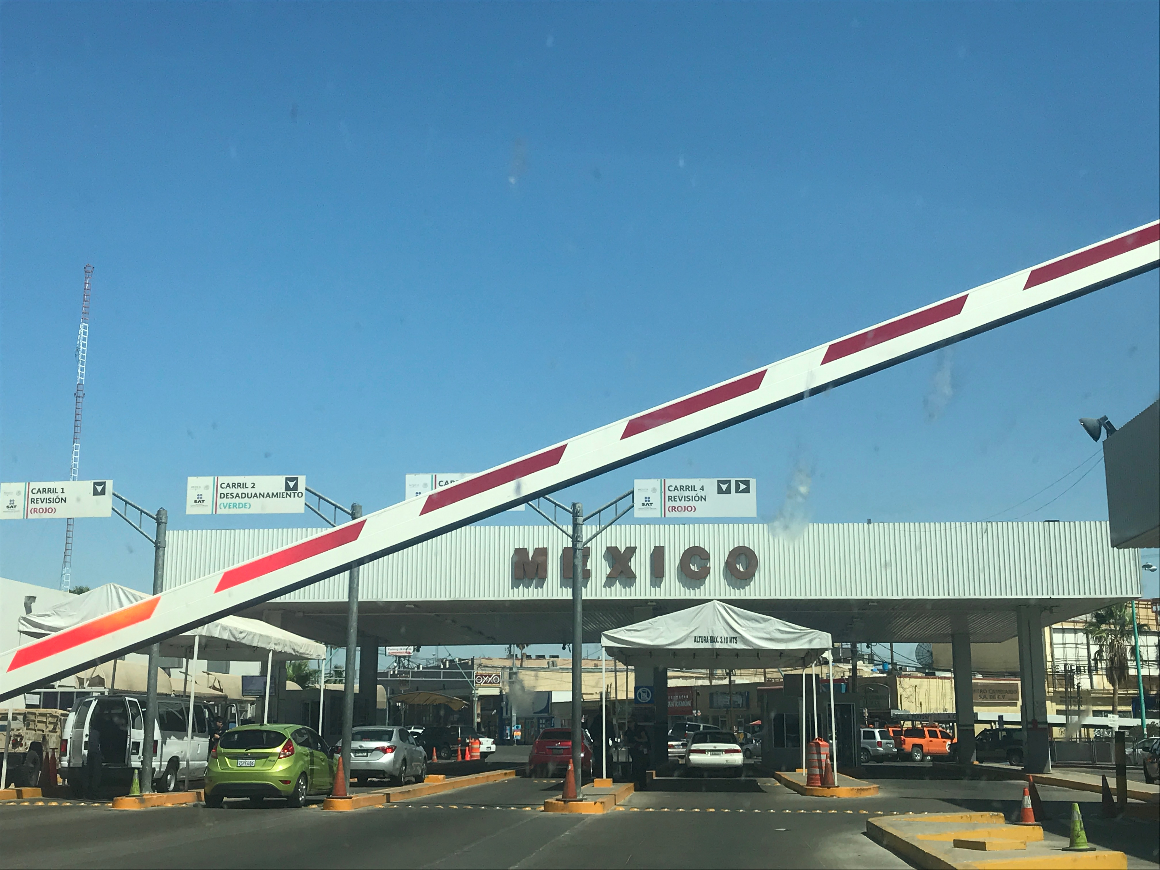 cruzar de san diego a tijuana en auto