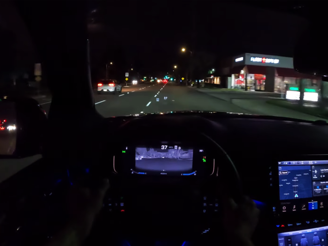 Visión nocturna de la Jeep Grand Cherokee 4xe