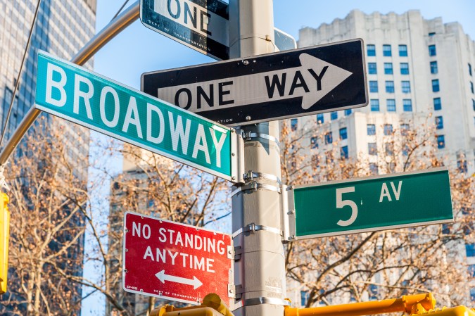 señales de transito en ny