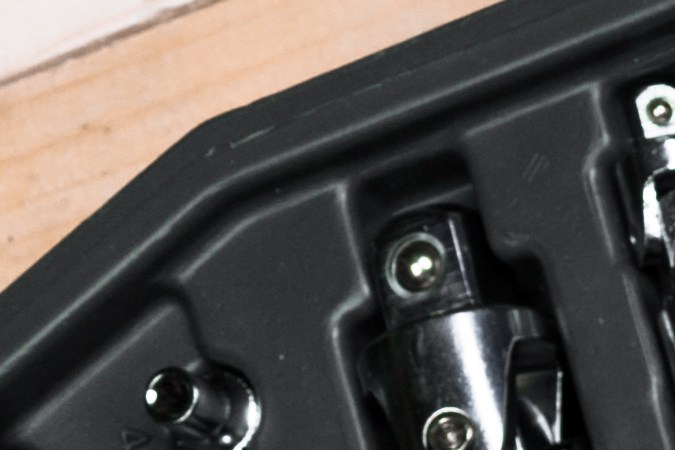 Estas son 10 herramientas imprescindibles para tu coche