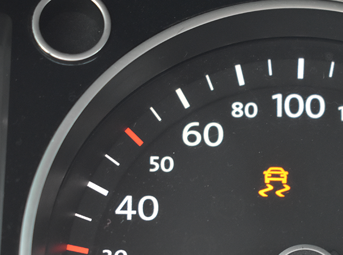 Qué es el sistema de Control Dinámico del Vehículo