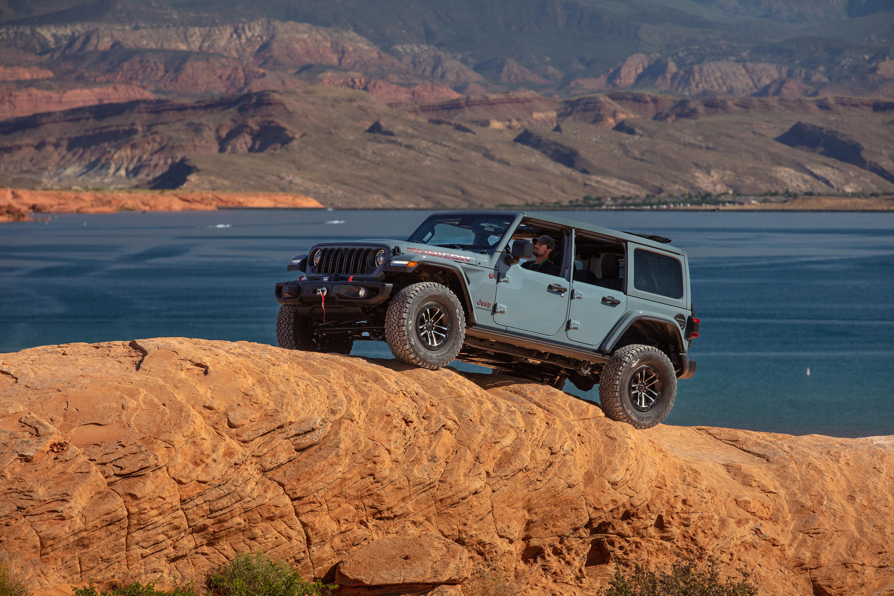 Jeep Wrangler Rubicon X 2024.