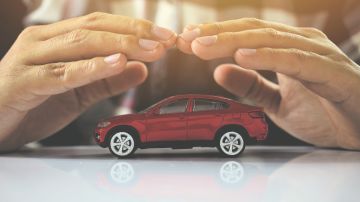 Como evitar pagar de más por el seguro del auto