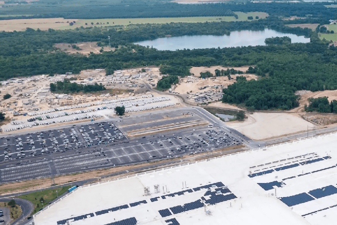 Tesla muestra imágenes de nueva planta de producción para crear el Cybertruck