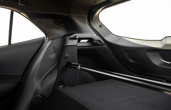 Quitar los asientos traseros tiene más ventajas que solo el ahorro de peso