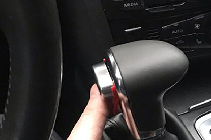 Cómo cambiar una palanca de cambios