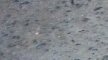 Cómo quitar las manchas de aceite de tu entrada de concreto