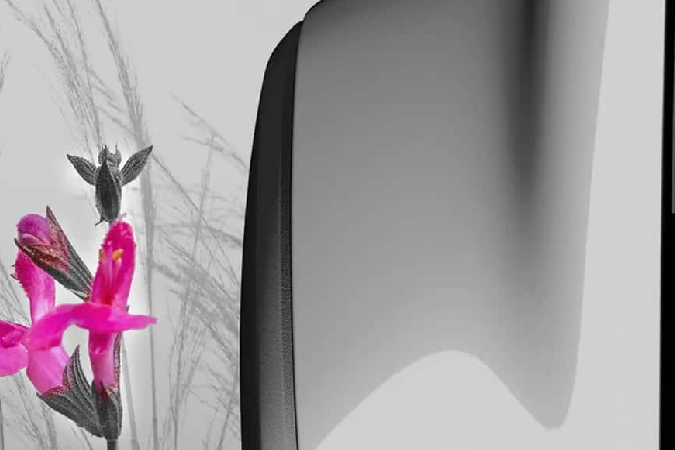 Toyota da otro guiño y muestra la trompa de la nueva land Cruiser