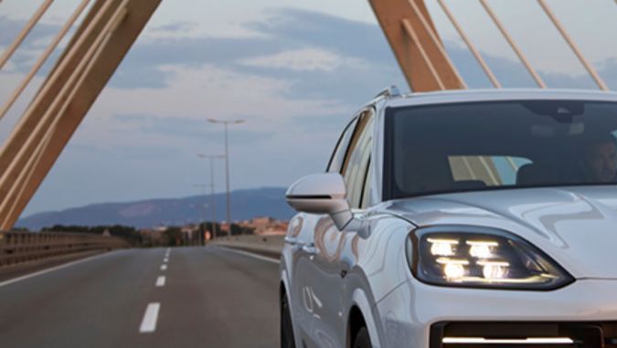 Porsche Cayenne Turbo E-Hybrid.