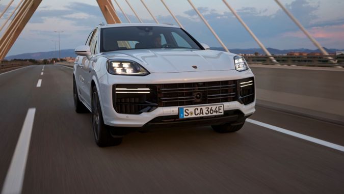 Porsche Cayenne Turbo E-Hybrid.