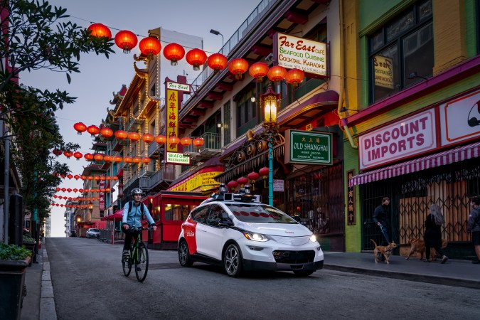robotaxis en chinatown