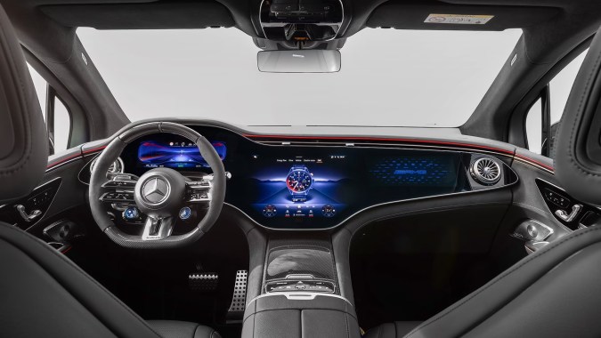 2024-Mercedes-AMG-EQE-SUV