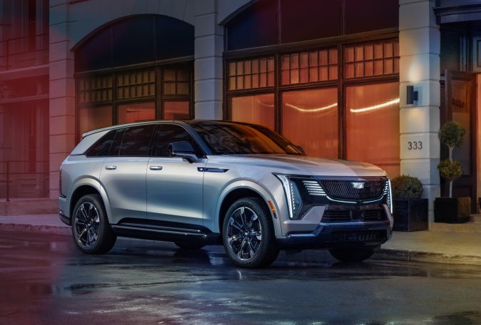 Escalade IQ 2025.