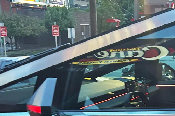 Revelan nuevas fotos del interior del Cybertruck