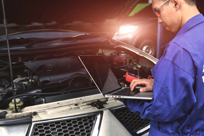 Cómo saber si la computadora del carro está dañada los síntomas