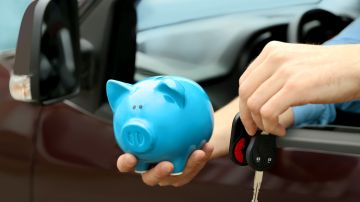 Cómo ahorrar para comprar un carro