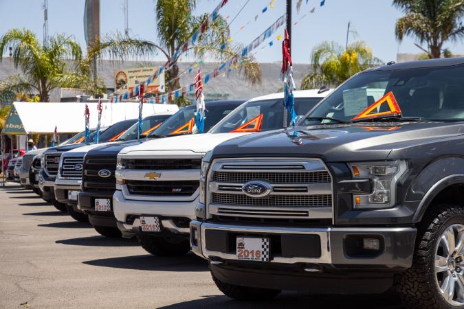 Qué diferencia hay entre una camioneta y una pickup