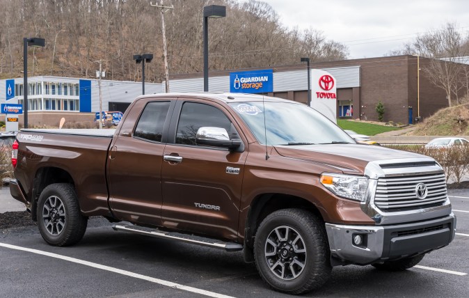 camioneta toyota