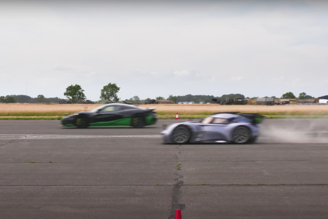 Rimac Nevera le gana en un 1/4 de milla a un Fórmula 1 y al McMurtry Speirling
