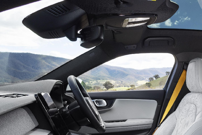 Polestar 2 2024 mejora su autonomía y eficiencia