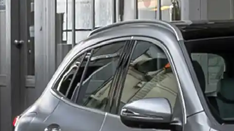 Mercedes Benz EQA 2024
