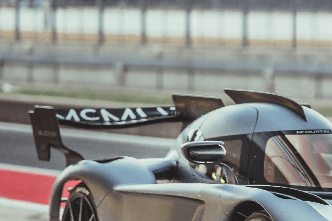 Rimac Nevera le gana en un 1/4 de milla a un Fórmula 1 y al McMurtry Speirling