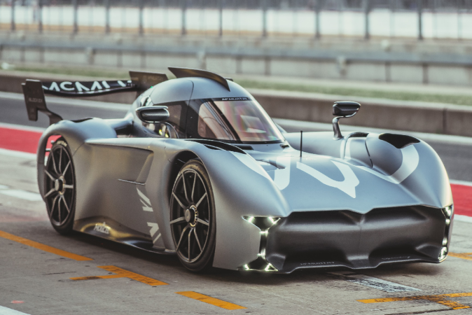 Rimac Nevera le gana en un 1/4 de milla a un Fórmula 1 y al McMurtry Speirling