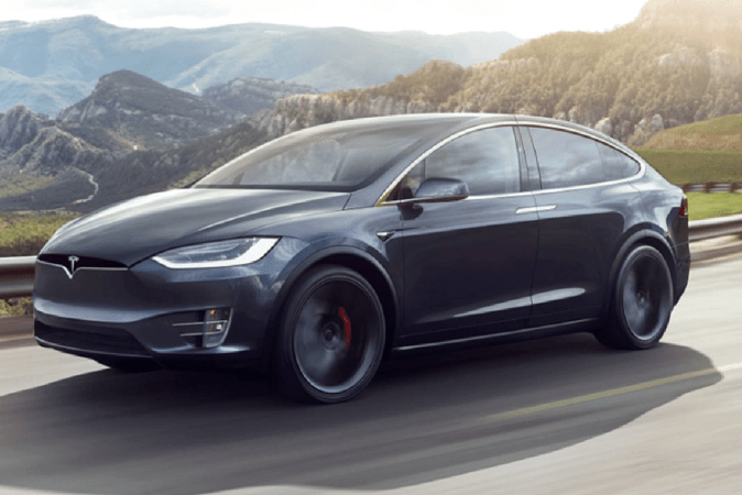 Los mejores coches y SUV de lujo para personas altas en 2023