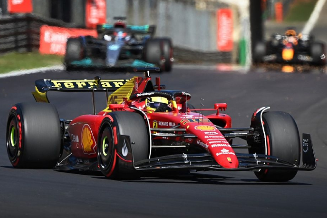 Cuáles son las velocidades máximas entre un F1, IndyCar, MotoGP, Nascar y WEC