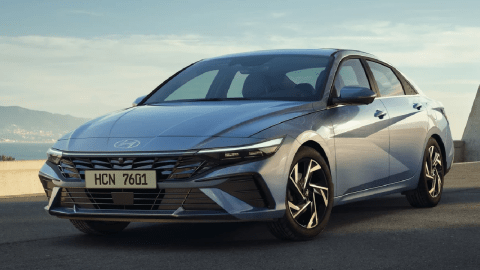 Hyundai Elantra recibe un cambio de imagen para el 2024