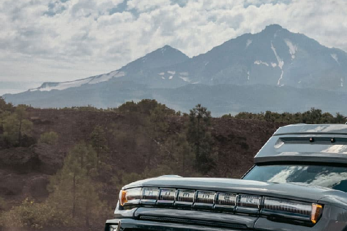 Conoce la Hummer EV ideal para salir a acampar