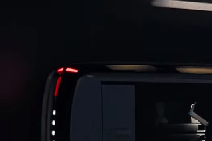 Volvo revela el diseño de su nueva MiniVan EM90