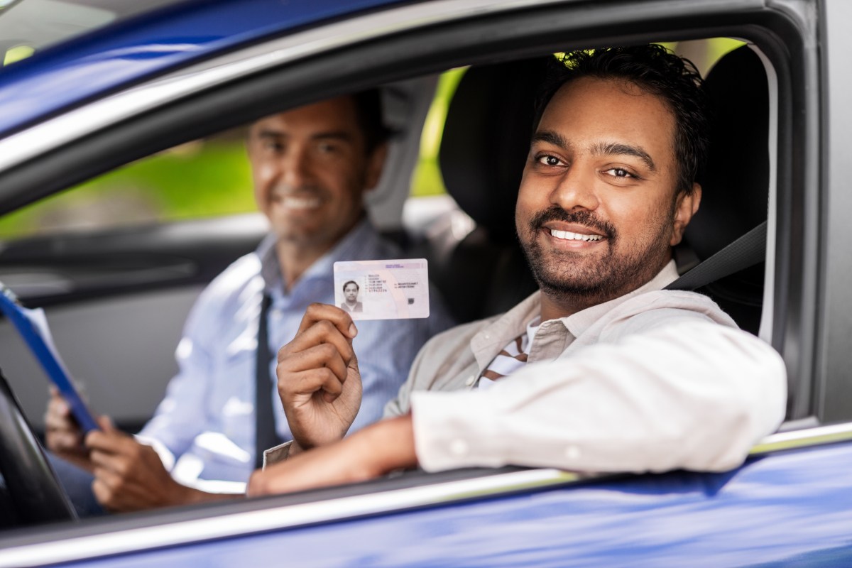 licencia de conducir digital requisitos