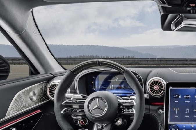 Mercedes Benz muestra su bala de plata el AMG GT Coupe 2024