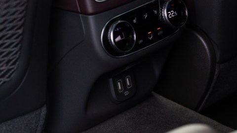 autos con puertos usb c